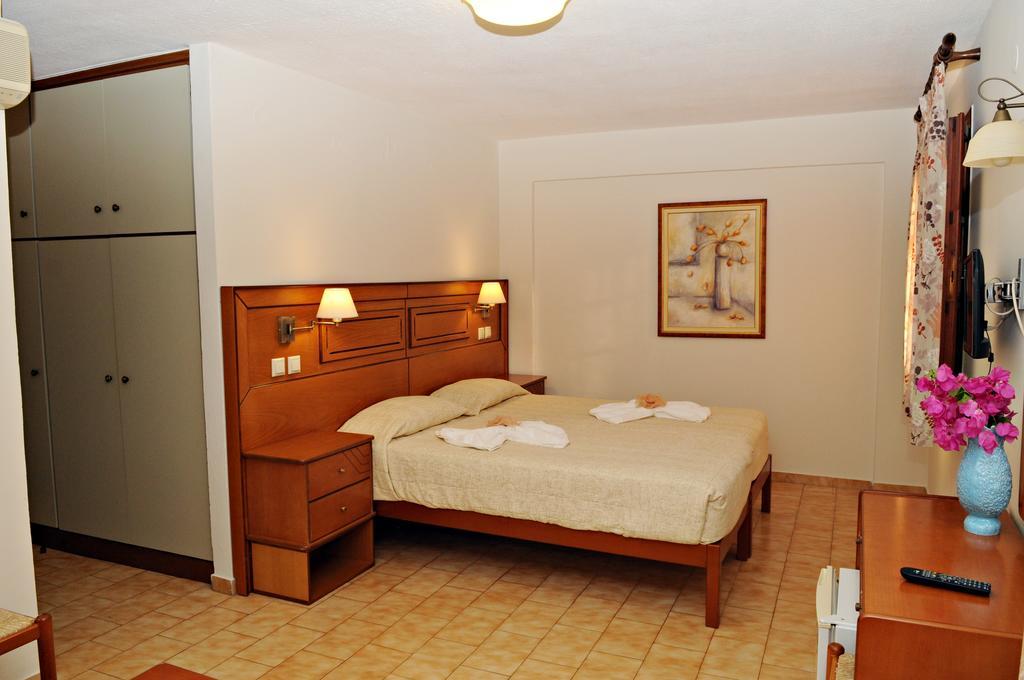 Hotel Athena Κοκκάρι Εξωτερικό φωτογραφία