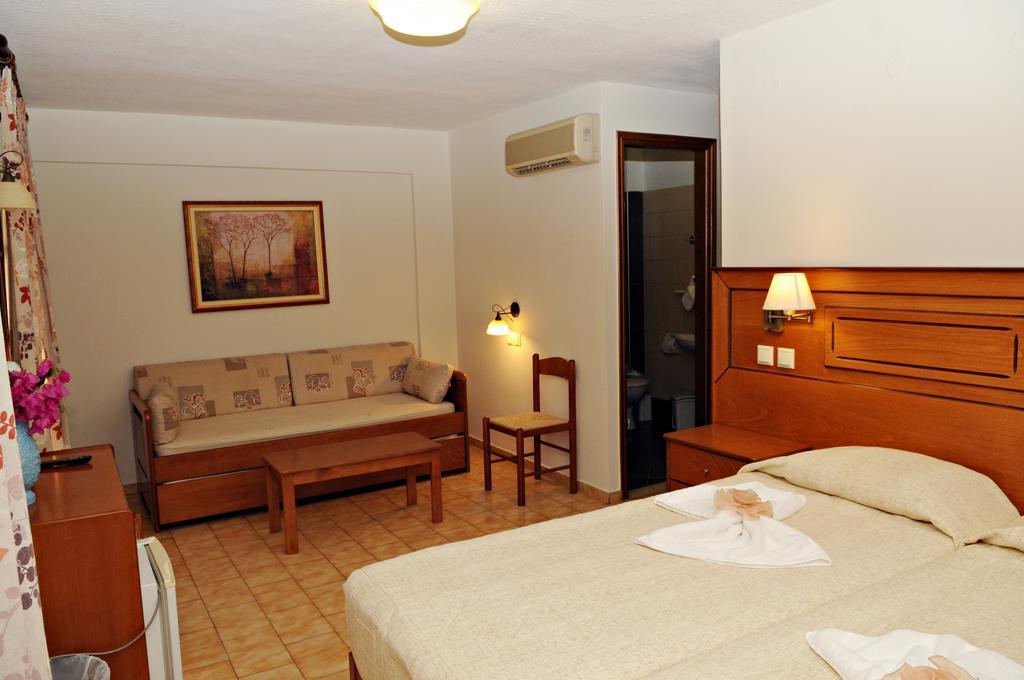 Hotel Athena Κοκκάρι Εξωτερικό φωτογραφία