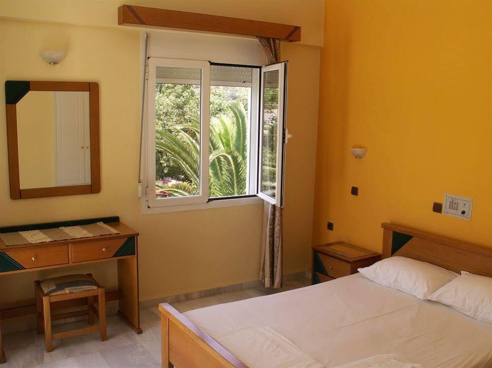 Hotel Athena Κοκκάρι Εξωτερικό φωτογραφία